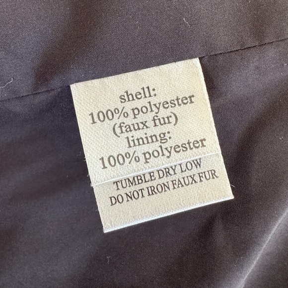 Dylan Faux Fur Leopard Vest - Picture 4 of 6